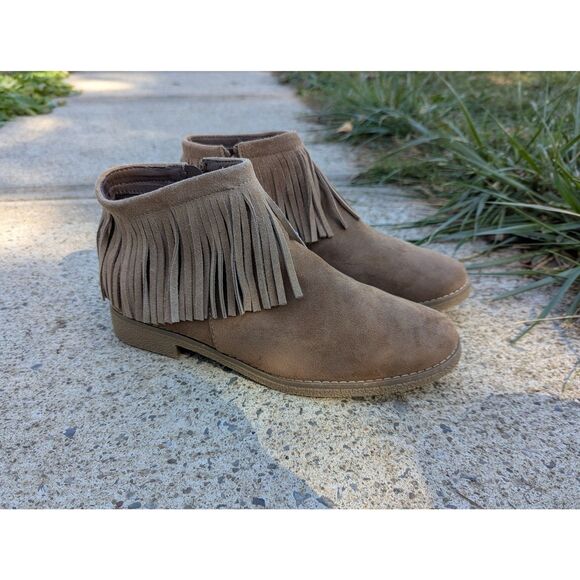 NWT Mossimo Faux Suede Fringed Booties US Size 8 Western Boho Side Zip Brown - Picture 1 of 12